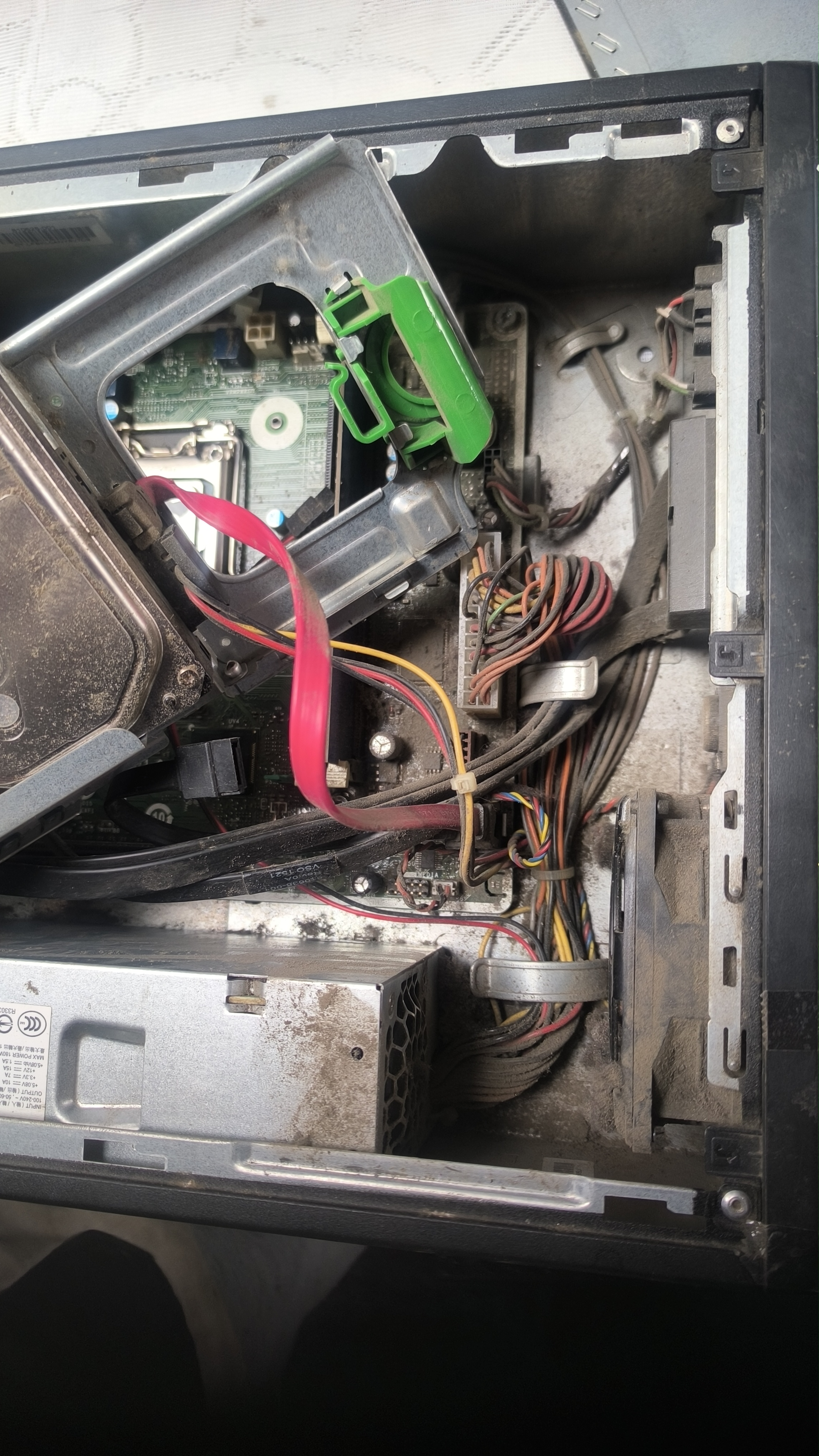 Trabajo en computador — Caso 1 — foto 4