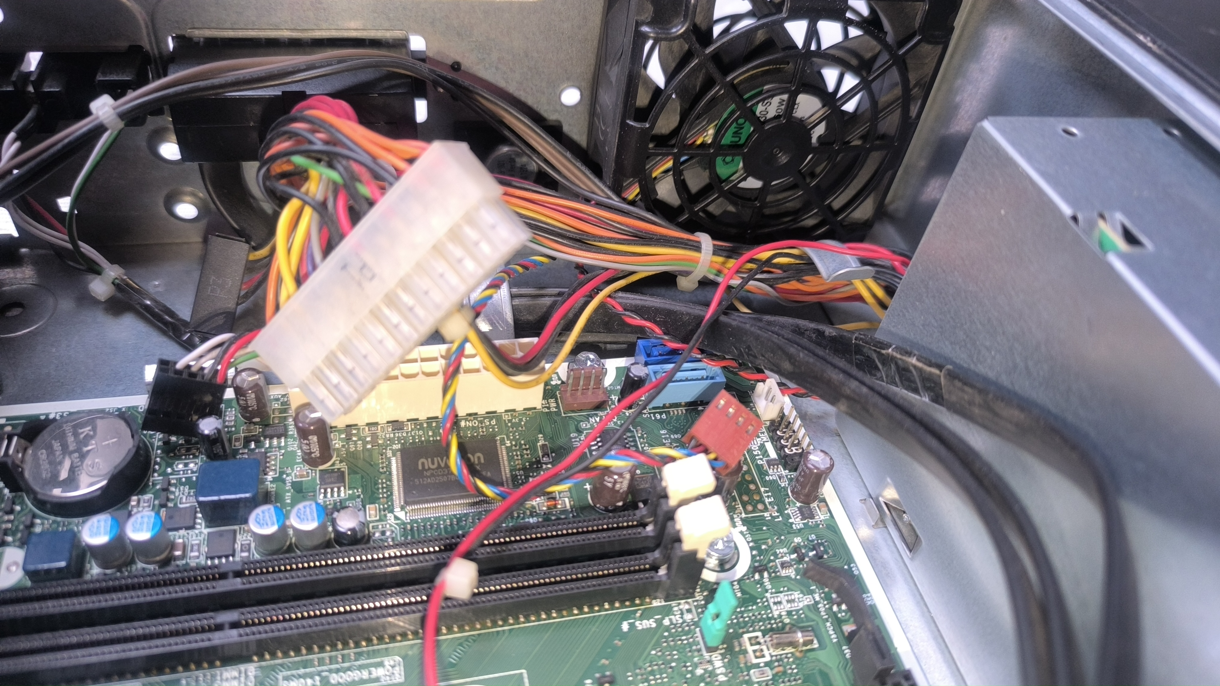 Trabajo en computador — Caso 1 — foto 13